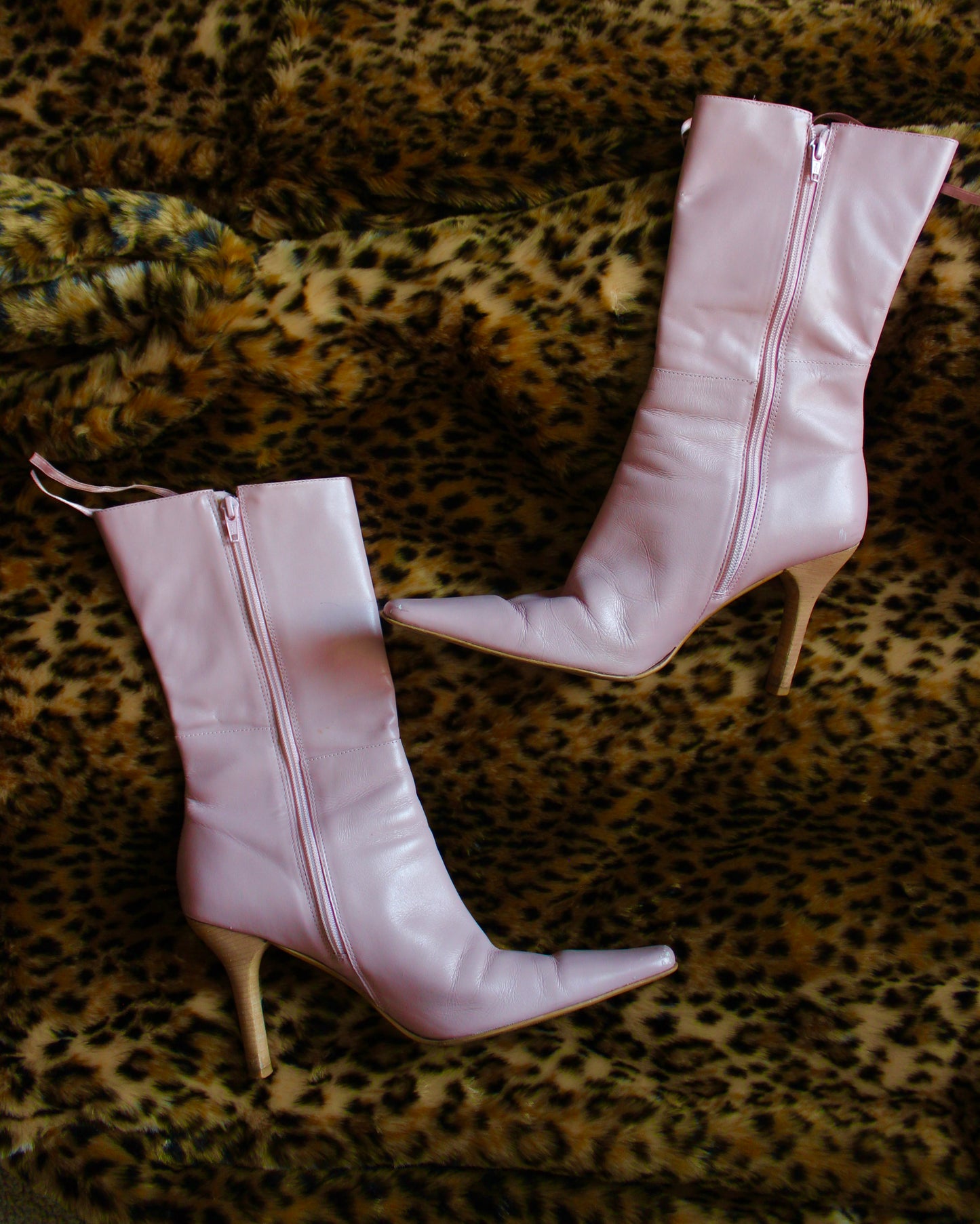 PINK LEATHER LACE-UP BOOTS