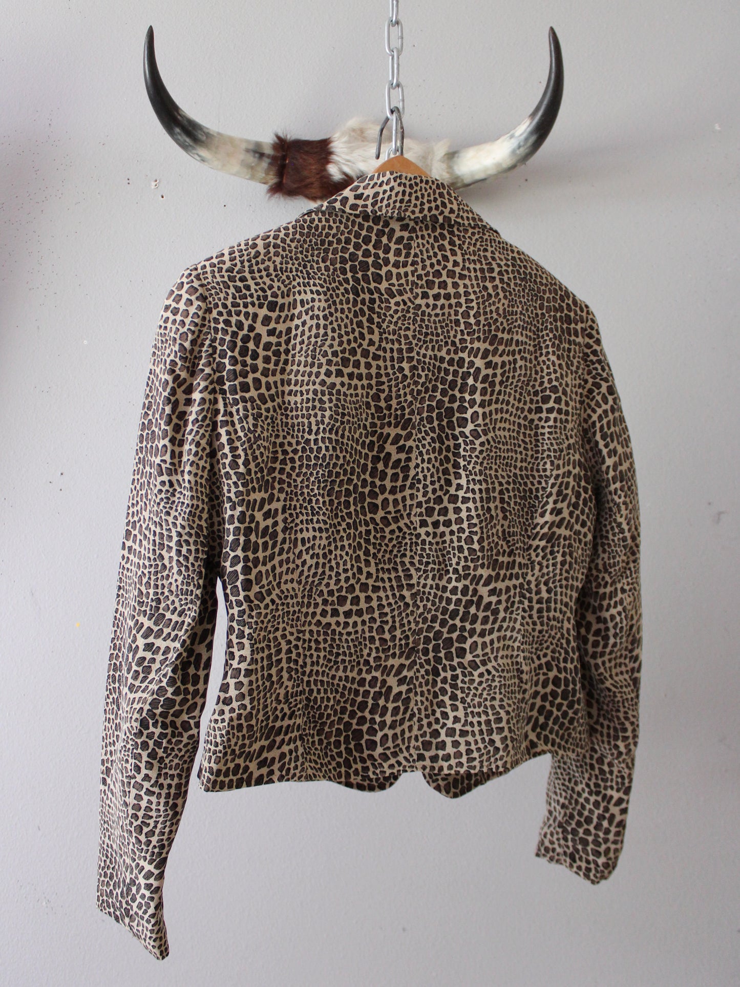 VINTAGE 100% SILK GIRAFFE PRINT JACKET